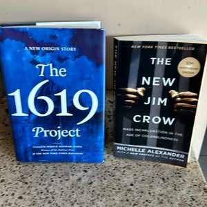 2 books like new